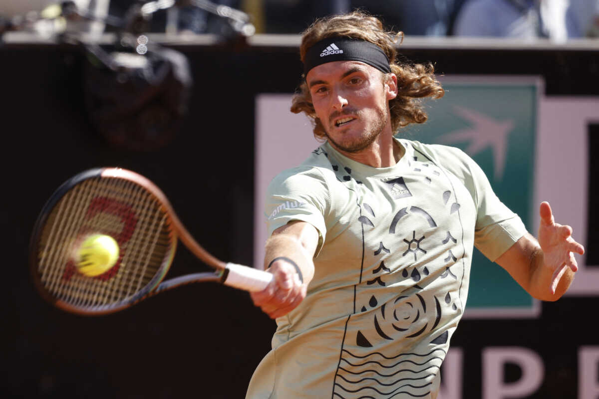 Tennis - ATP Masters 1000 - Italian Open - Foro Italico, Rome, Italy - May 15, 2022 Greece's Stefanos Tsitsipas in action during the final against Serbia's Novak Djokovic REUTERS