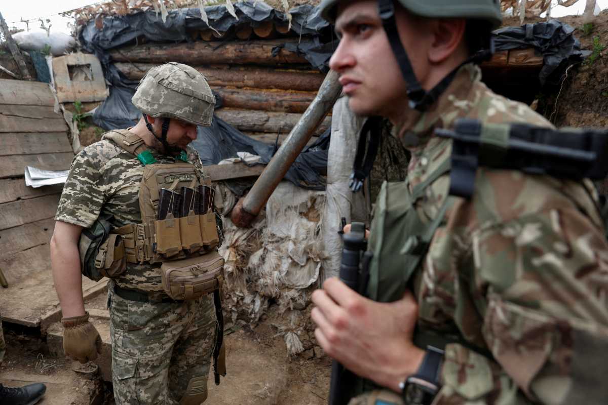 Πόλεμος στην Ουκρανία: Στην Γερμανία στρατιωτικοί για να εκπαιδευτούν σε όπλα