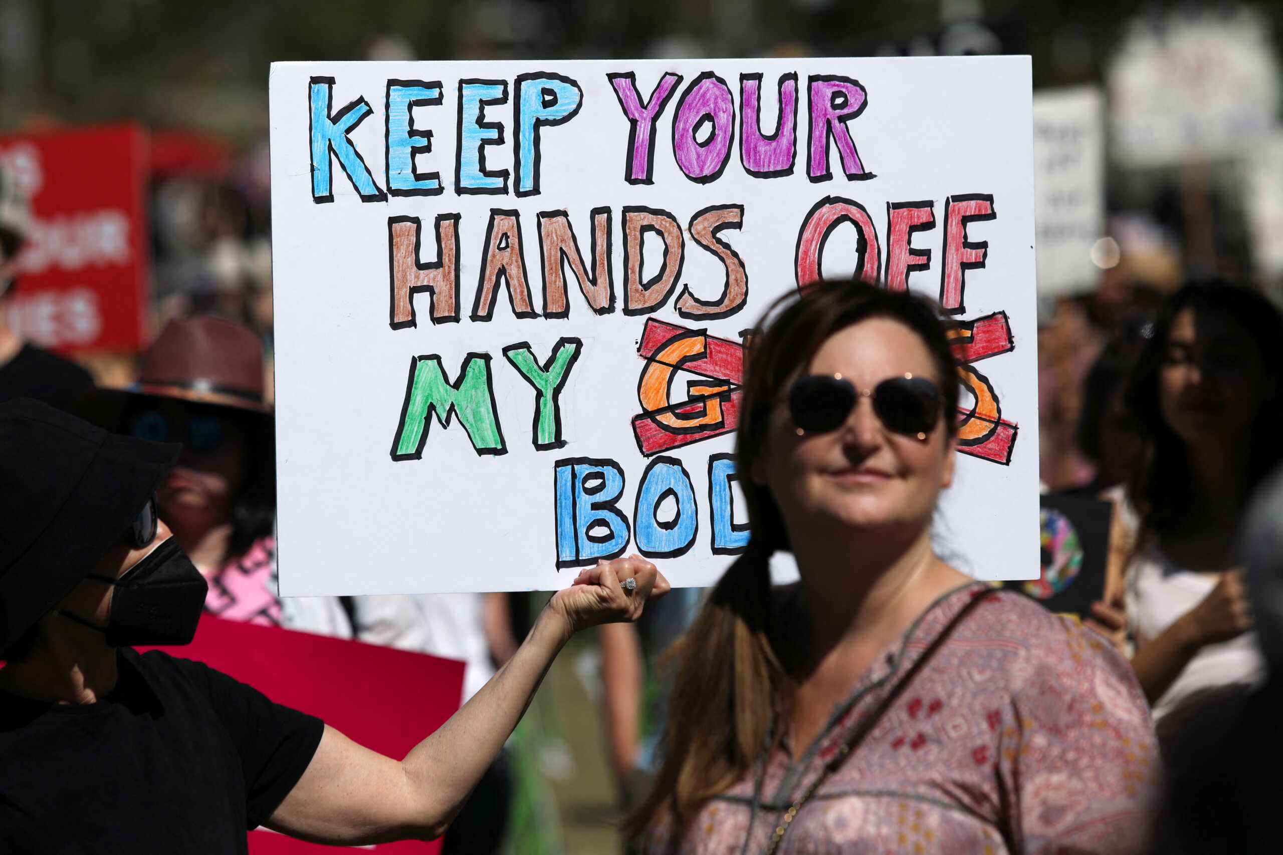 Απαγόρευση αμβλώσεων στις ΗΠΑ: «Φρένο» από την Λουιζιάνα στην εφαρμογή της απόφασης
