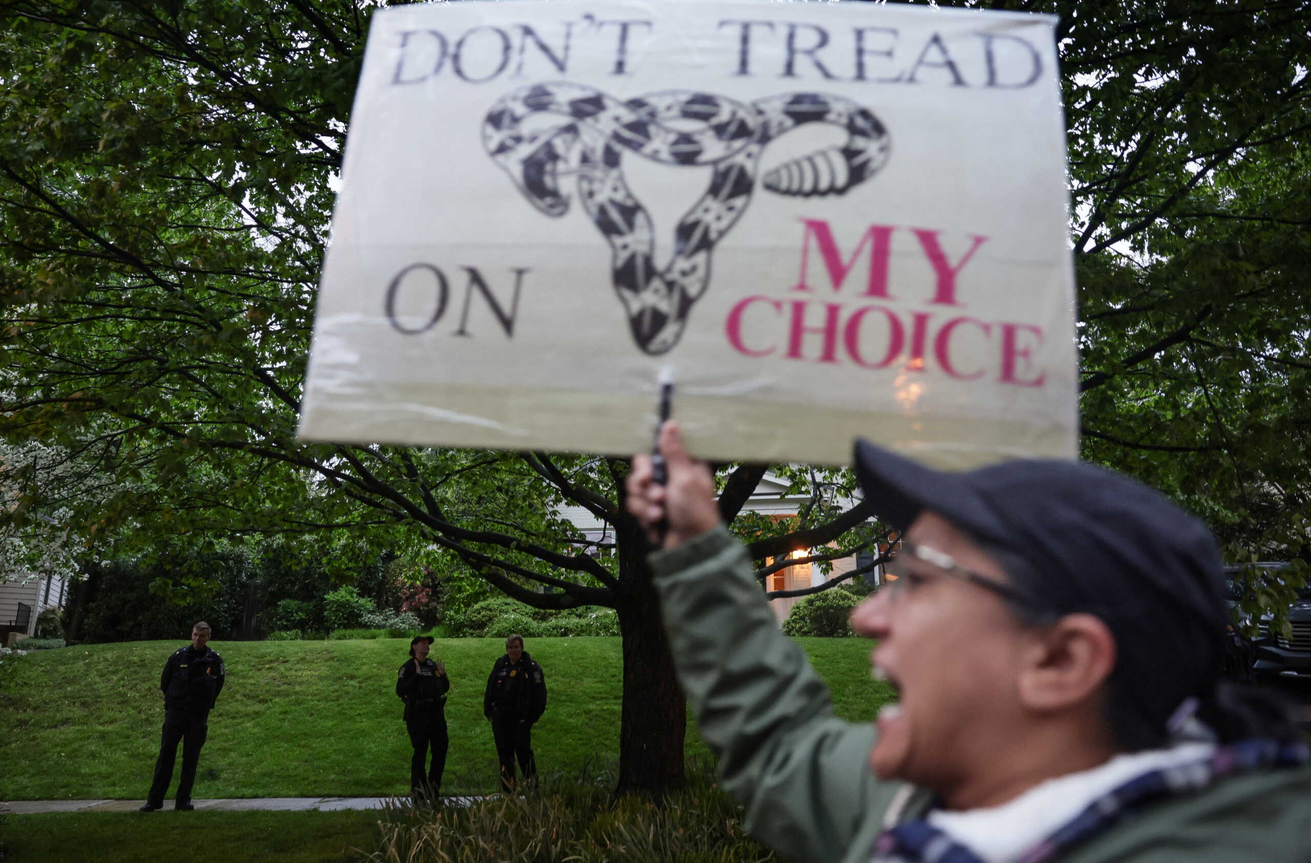 ΗΠΑ: Πώς αντιδρούν οι μεγάλες εταιρείες για την ανατροπή της απόφασης για τις αμβλώσεις