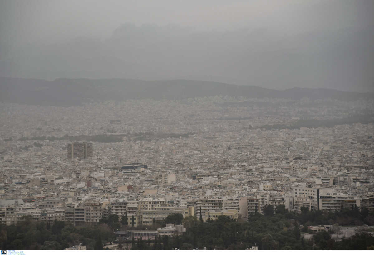 Καιρός: Ζέστη, βροχές αλλά και σκόνη – Ποιες παραλίες έχουν κατάλληλες συνθήκες για μπάνιο