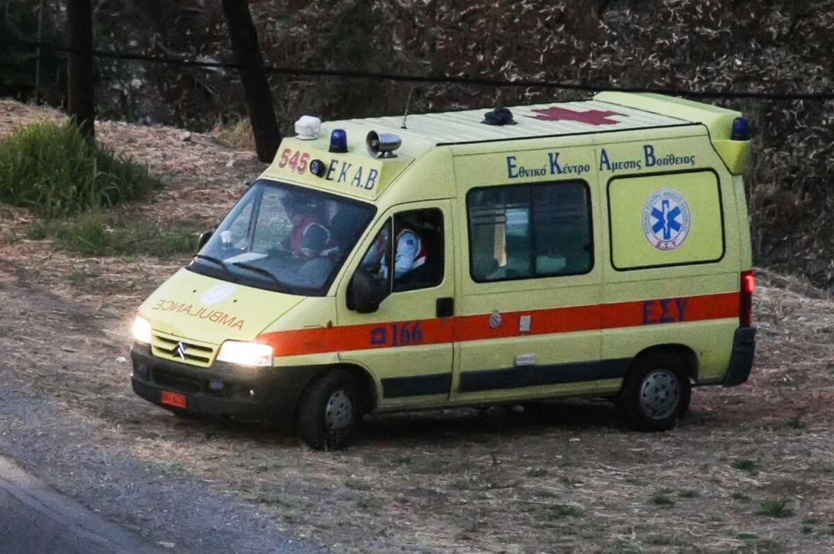 Κρήτη: Γυναίκα μπήκε στην καρότσα αγροτικού και σκοτώθηκε σε τροχαίο – Θάνατος μπροστά στο παιδί της