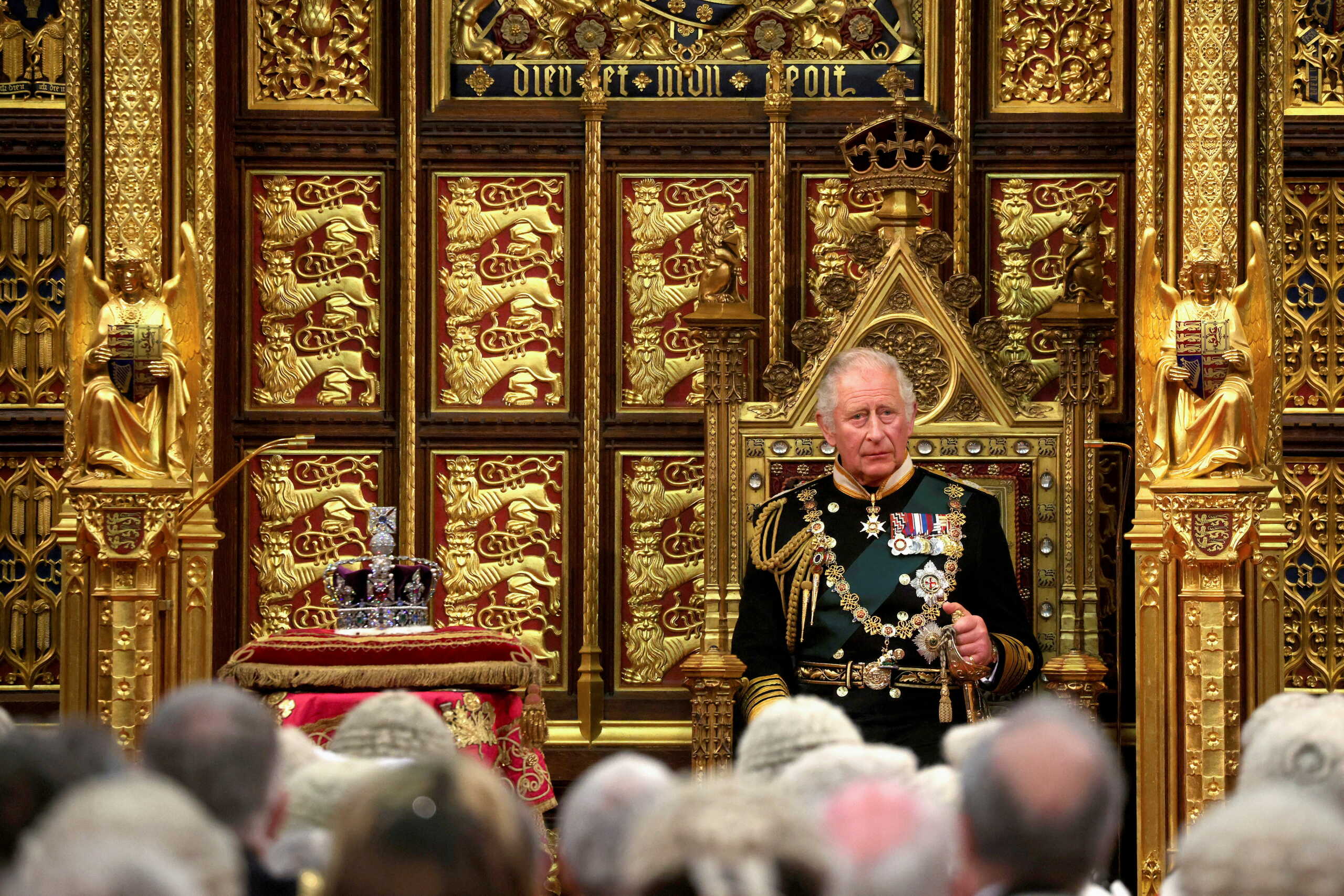 Επίσημη πρώτη για τον Πρίγκιπα Κάρολο στην θέση της Βασίλισσας Ελισάβετ στο Κοινοβούλιο