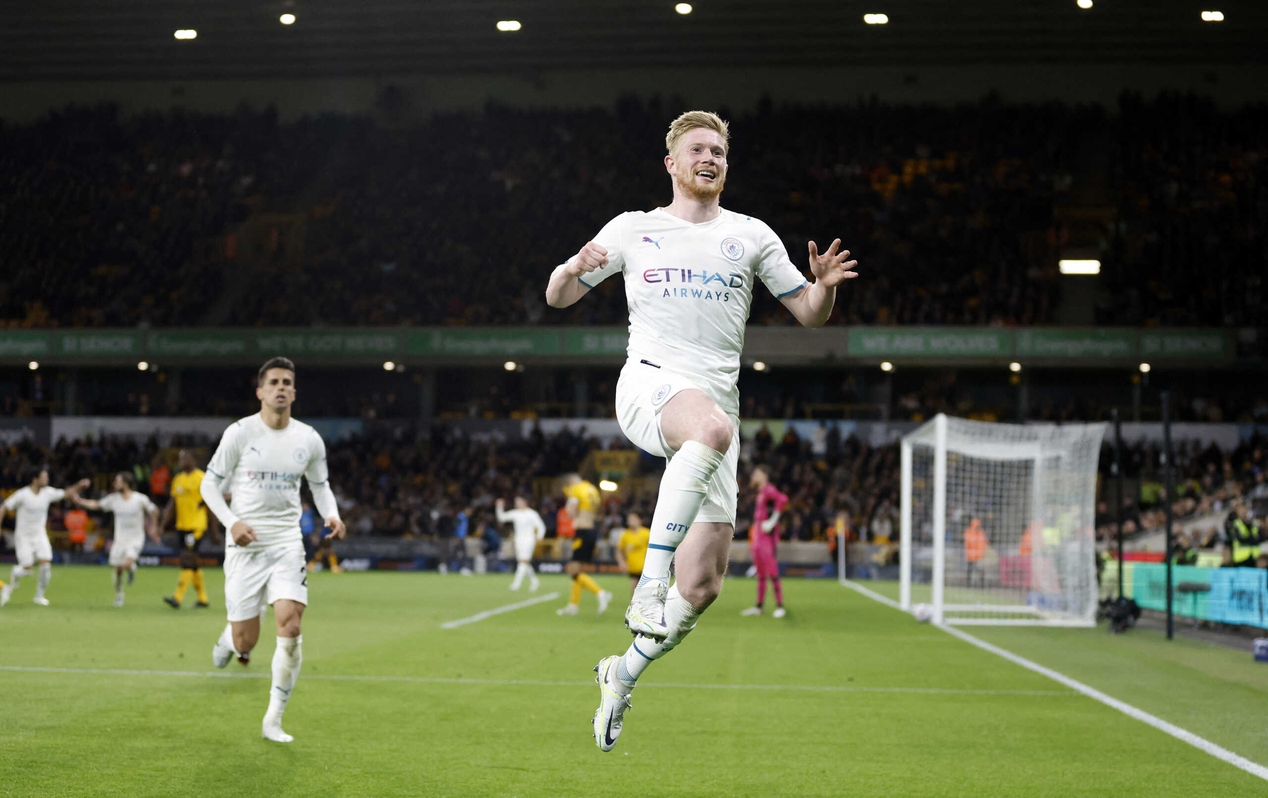 Soccer Football - Premier League - Wolverhampton Wanderers v Manchester City - Molineux Stadium, Wolverhampton, Britain - May 11, 2022  Manchester City's Kevin De Bruyne celebrates scoring their fourth goal Action Images via Reuters