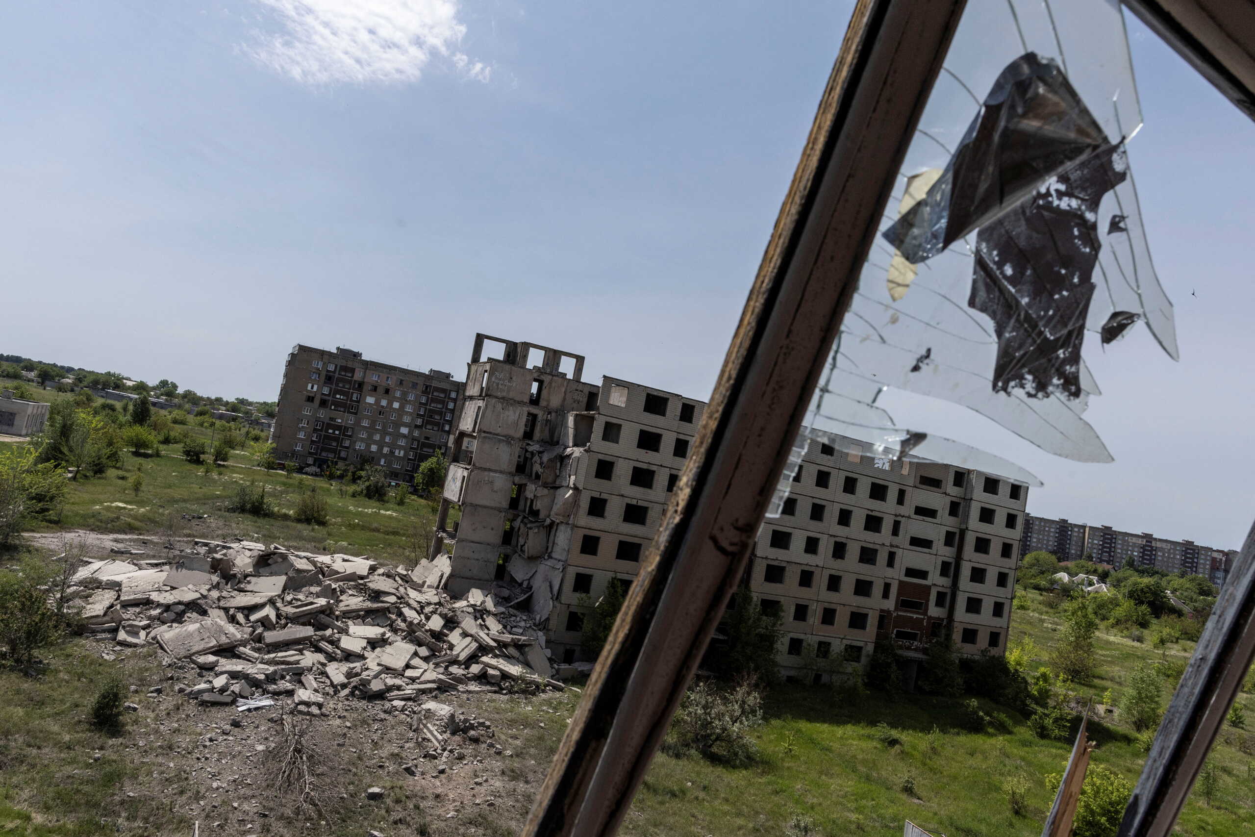 General view of an abandoned building damaged in a missile strike, amid Russia's invasion of the country, in the city of Kramatorsk, Donetsk region, Ukraine, May 26, 2022. REUTERS