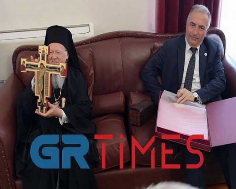 Θεσσαλονίκη: Αυτό είναι το δώρο που πήρε ο Οικουμενικός Πατριάρχης Βαρθολομαίος στο ΥΜΑΘ