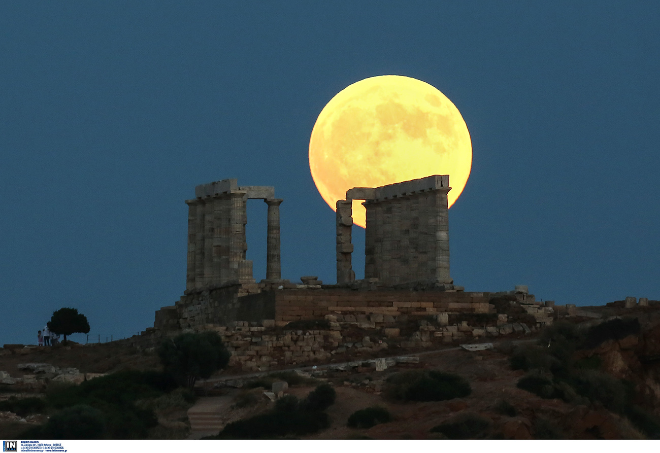 Ολική έκλειψη Σελήνης: «Ματωμένο φεγγάρι» στις 16 Μαΐου
