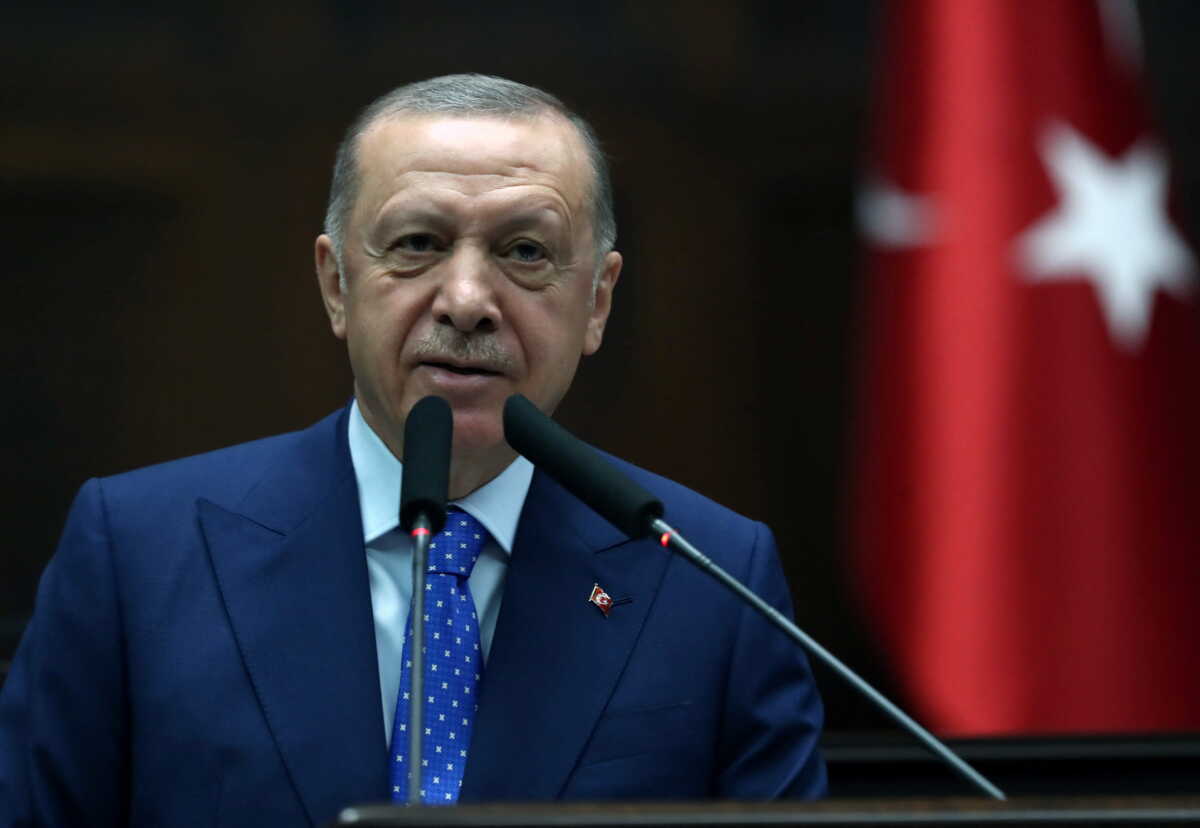 Ο Ερντογάν καυχιέται για τα drones της Τουρκίας και τις «δικές του» θάλασσες
