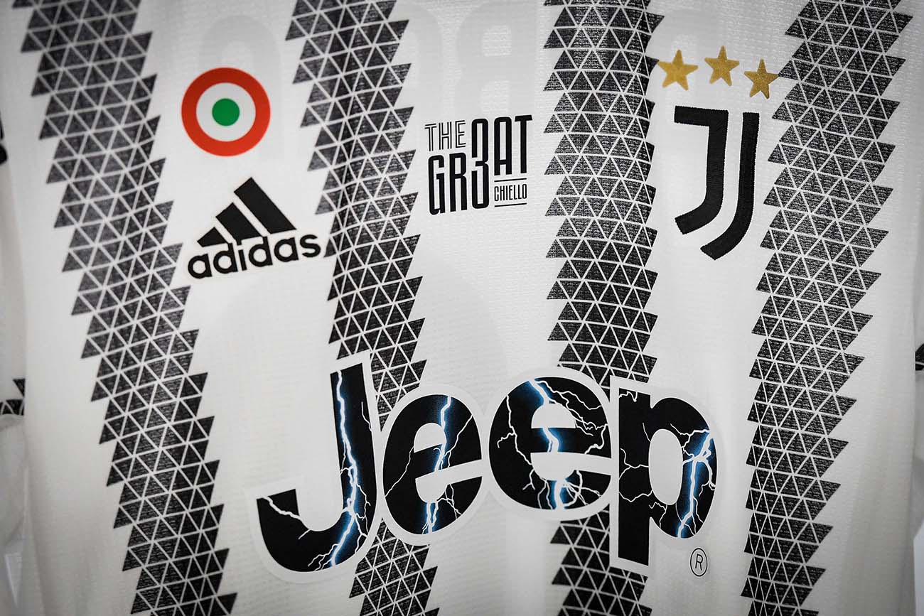 TURIN, ITALY - MAY 16: The shirt of Paulo Dybala of Juventus is displayed inside the Juventus' dressing room ahead of the Serie A match between Juventus and SS Lazio at Allianz Stadium on May 16, 2022 in Turin, Italy. (Photo by Daniele Badolato - Juventus FC