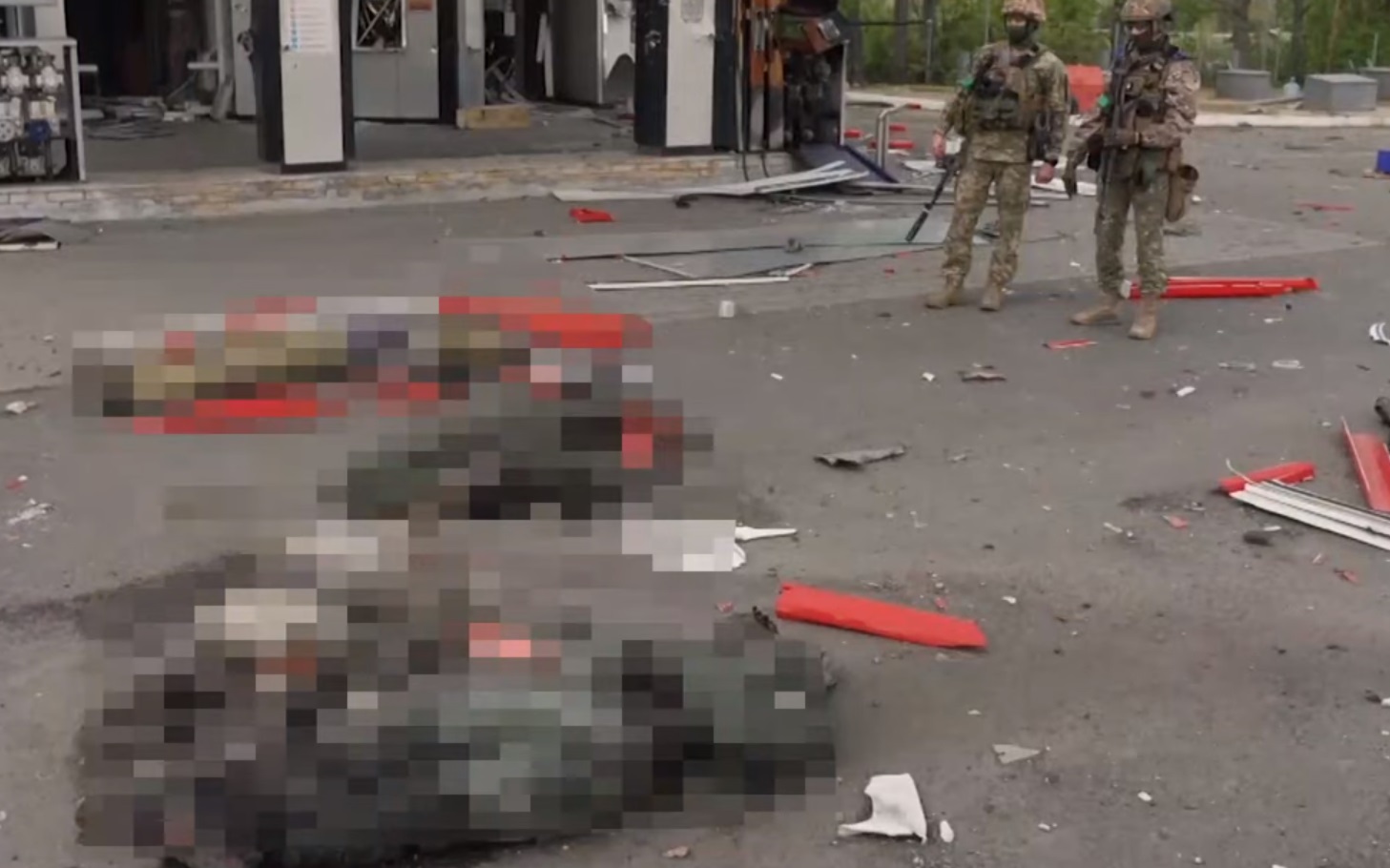 Πόλεμος στην Ουκρανία: Φρικτή εικόνα από το Χάρκοβο – Σχημάτισαν το «Ζ» με νεκρούς Ρώσους στρατιώτες