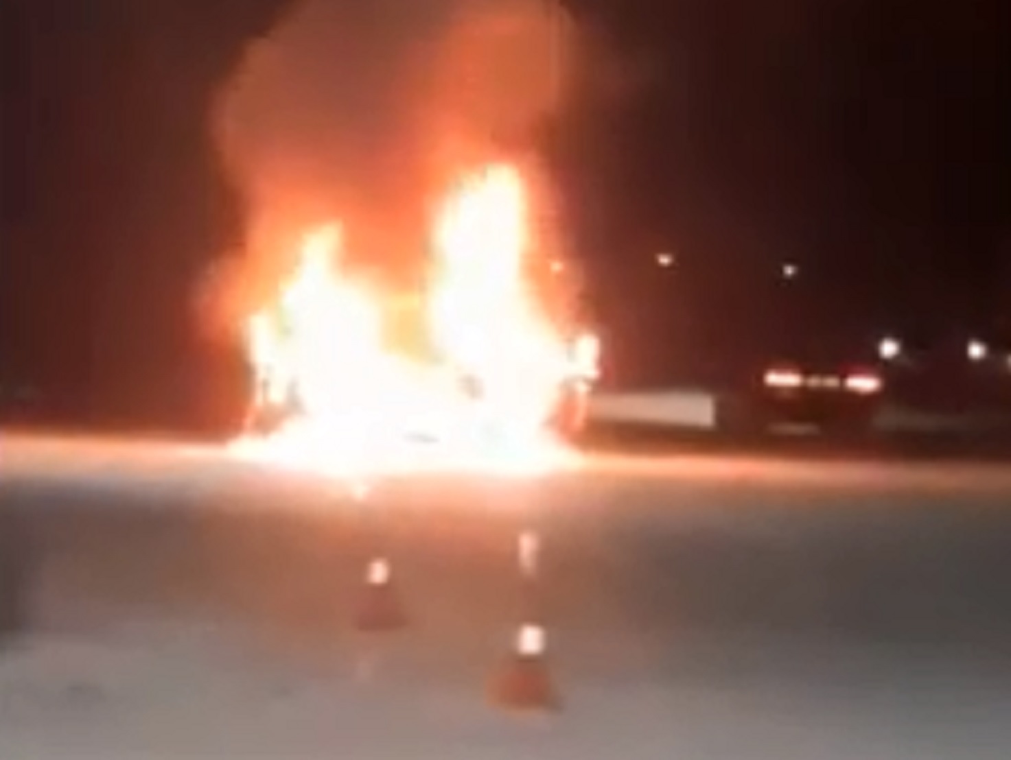 Λούτσα: Ένα αυτοκίνητο πήρε φωτιά μετά από drift