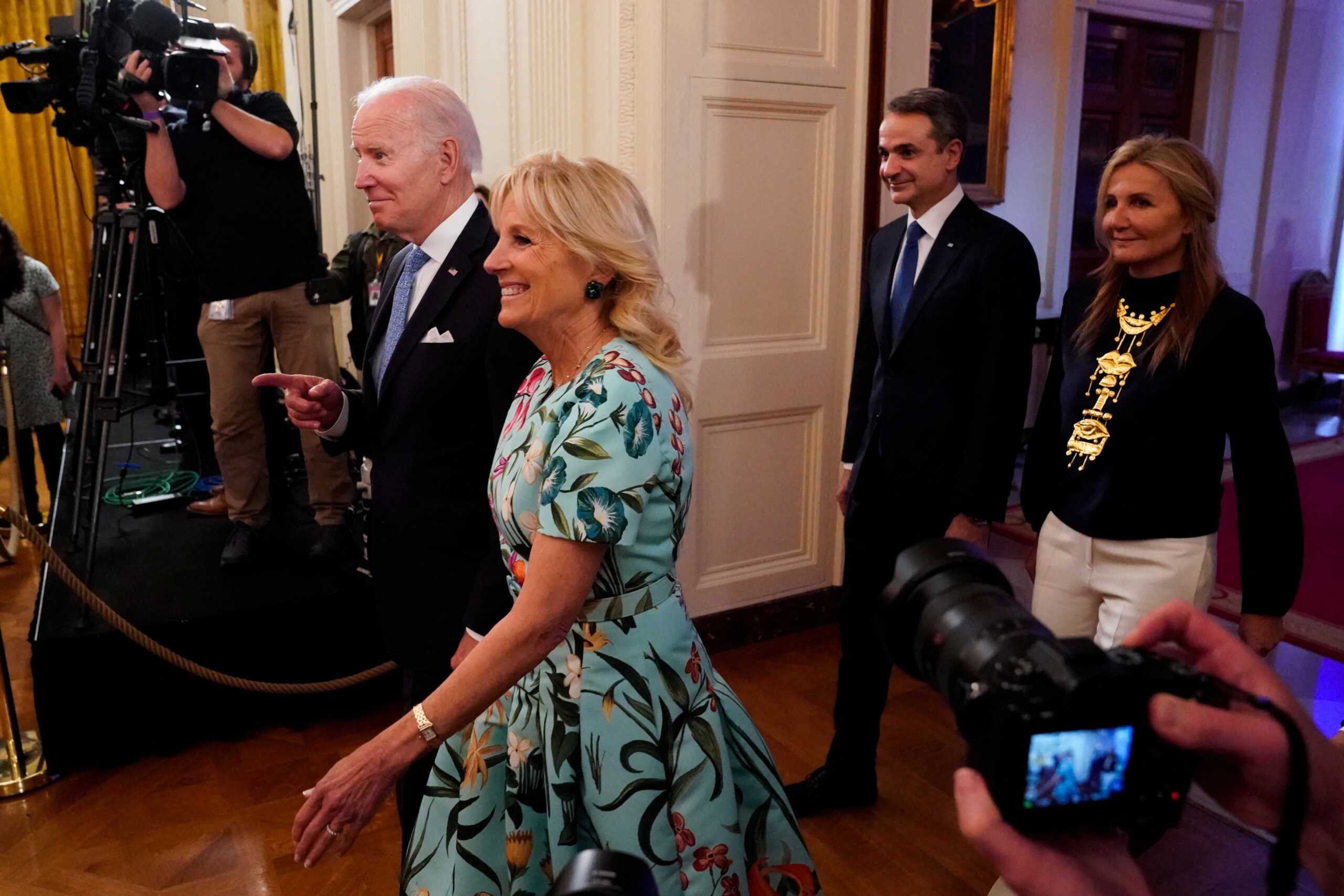 U.S. President Joe Biden arrives with first lady Jill Biden, Greek Prime Minister Kyriakos Mitsotakis and his wife Mareva Grabowski-Mitsotakis to a reception at White House in Washington, U.S., May 16, 2022. REUTERS