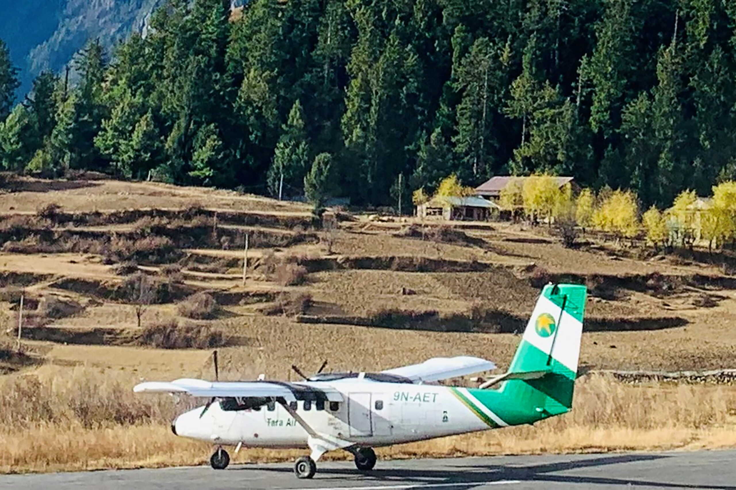 Νεπάλ: Θρίλερ με το αεροπλάνο της Tara Air – Δεν μπορούν να προσεγγίσουν το σημείο που χάθηκε το στίγμα