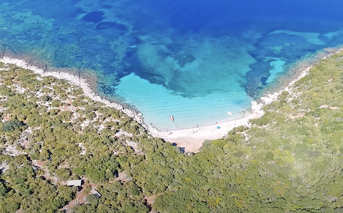 Σαπιέντζα: Το μαγευτικό νησάκι με την ονειρεμένη παραλία