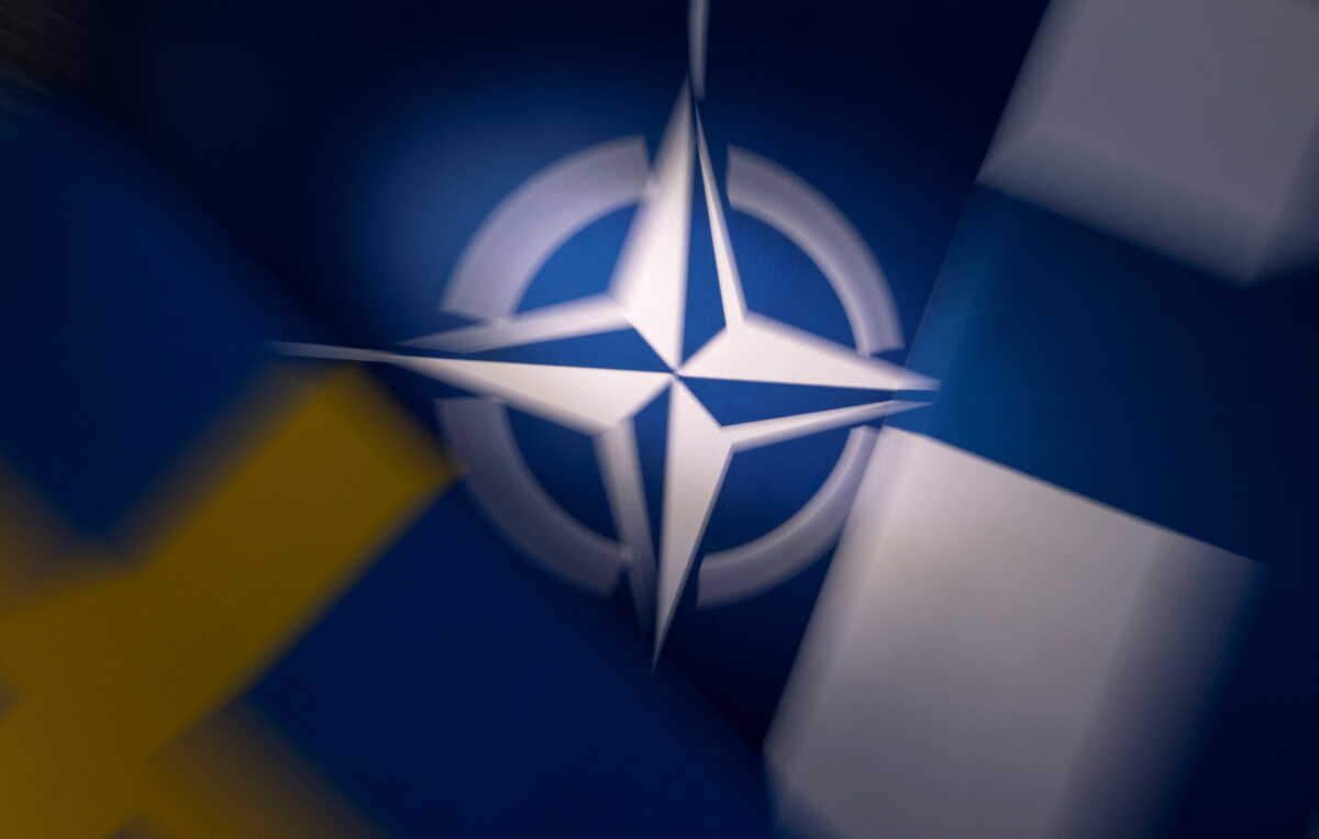 Το ΝΑΤΟ καλεί και επίσημα τη Σουηδία και τη Φινλανδία για ένταξη