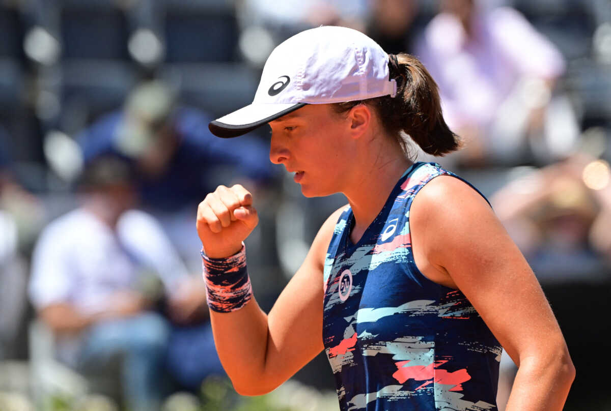 Tennis - WTA 1000 - Italian Open - Foro Italico, Rome, Italy - May 14, 2022 Poland's Iga Swiatek celebrates winning her semi final match against Belarus' Aryna Sabalenka REUTERS