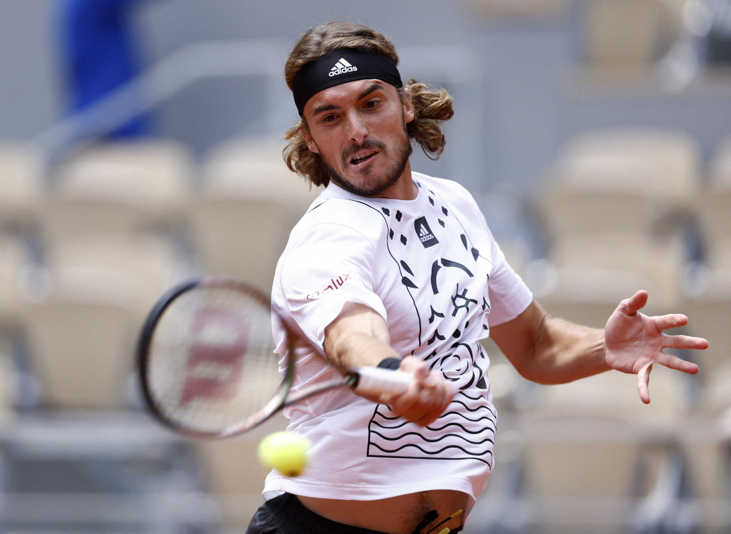 Tennis - French Open - Roland Garros, Paris, France - May 30, 2022  Greece's Stefanos Tsitsipas in action during his fourth round match against Denmark's Holger Rune REUTERS