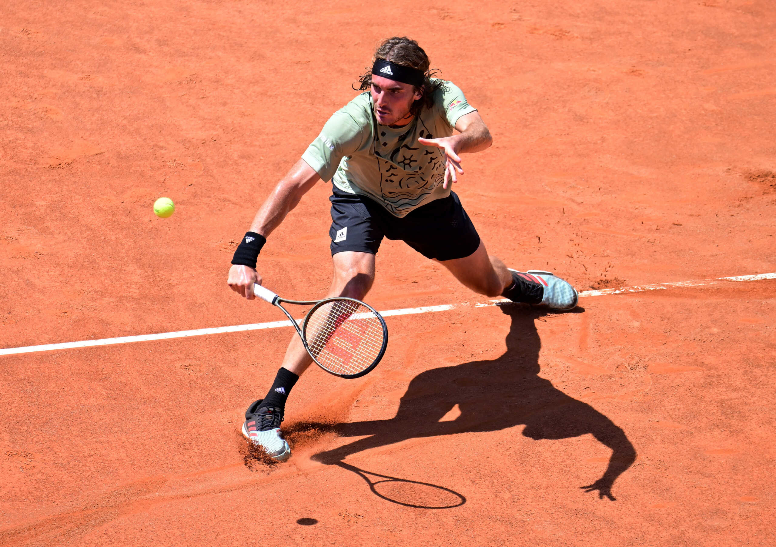 Tennis - ATP Masters 1000 - Italian Open - Foro Italico, Rome, Italy - May 12, 2022 Greece's Stefanos Tsitsipas in action during his second round match against Russia's Karen Khachanov REUTERS