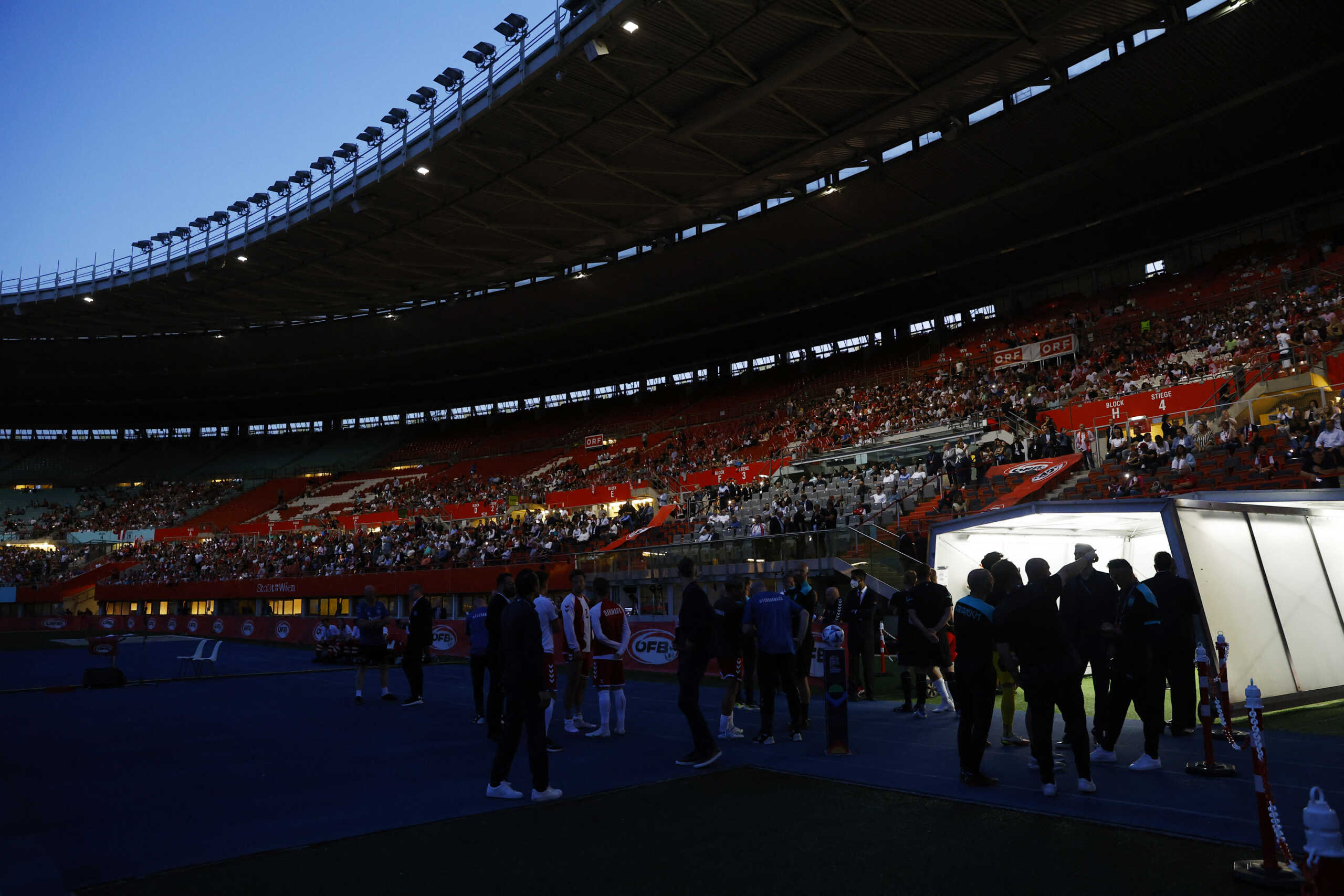 Soccer Football - UEFA Nations League - Group A - Austria v Denmark - Ernst Happel Stadium, Vienna, Austria - June 6, 2022  Denmark players are seen as the match is delayed REUTERS
