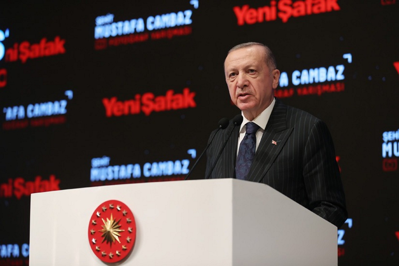 Τουρκία: Ο Ερντογάν το έριξε στα… υπαρξιακά – «Για όλους μας υπάρχει ένας τάφος»