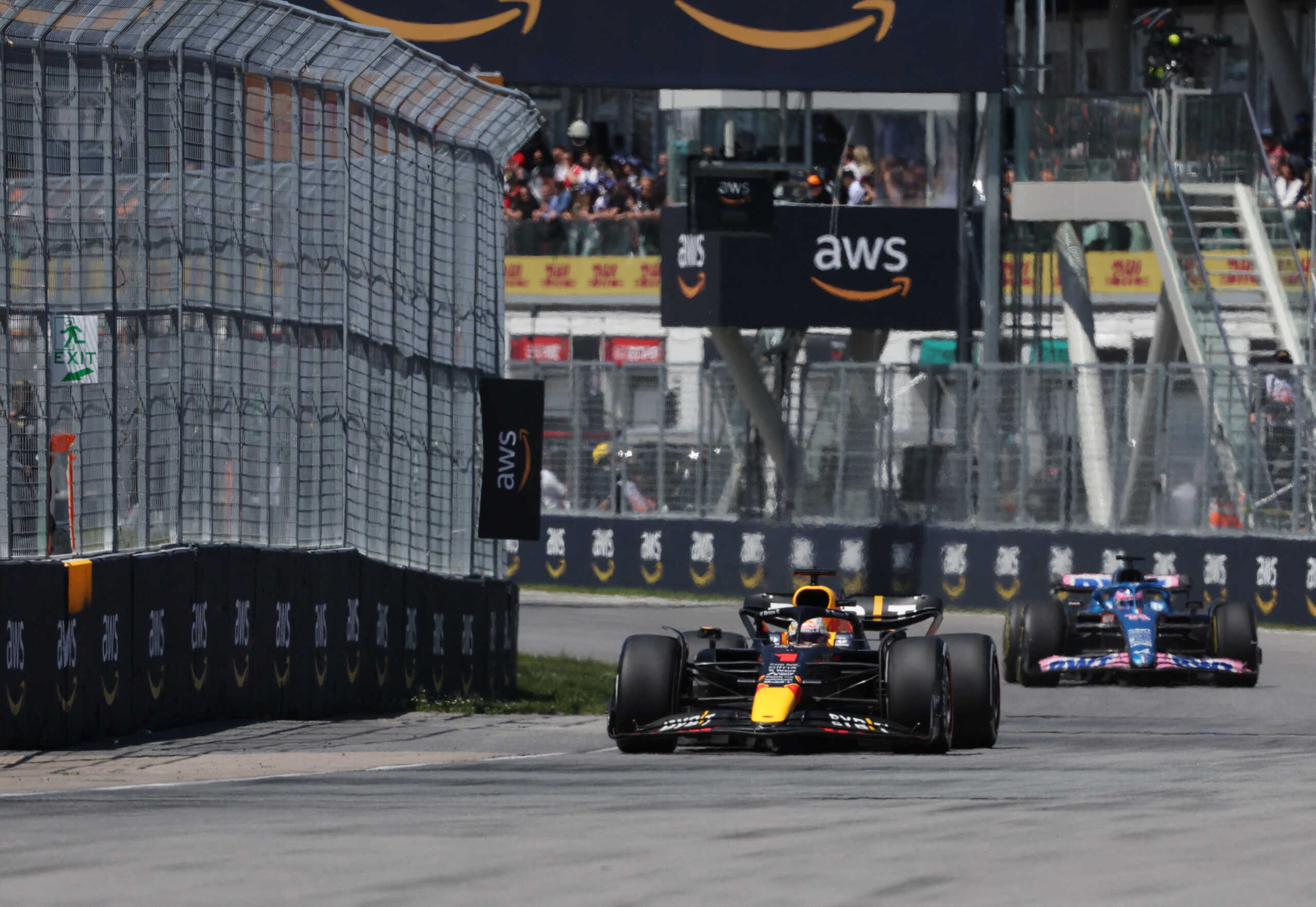 Formula One F1 - Canadian Grand Prix - Circuit Gilles Villeneuve, Montreal, Canada - June 19, 2022 Red Bull's Max Verstappen in action during the race REUTERS