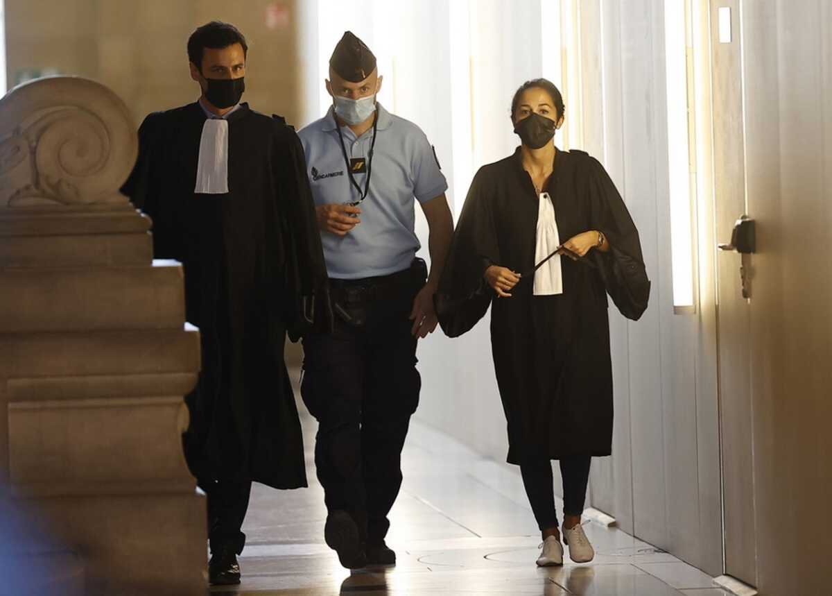 Γαλλία: Ισόβια χωρίς δικαίωμα αναστολής για τον Σαλά Αμπντεσλάμ  και τις επιθέσεις του 2015 ζητάει η εισαγγελία