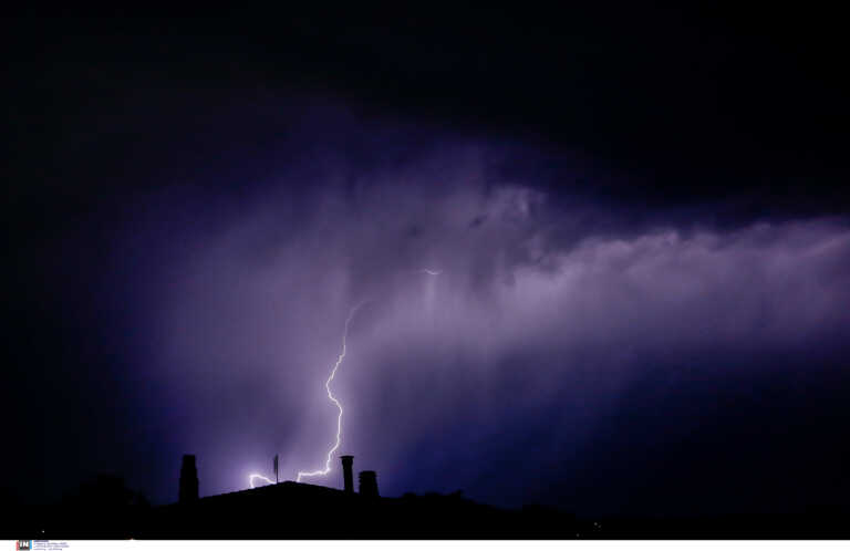 After the heat comes storms! In which areas will umbrellas be needed on Friday