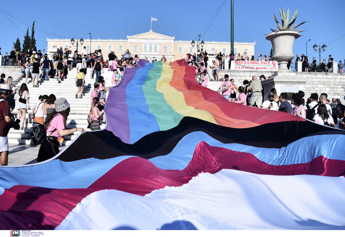 Athens Pride: Εικόνες από τη μεγάλη παρέλαση υπερηφάνειας στο κέντρο της Αθήνας