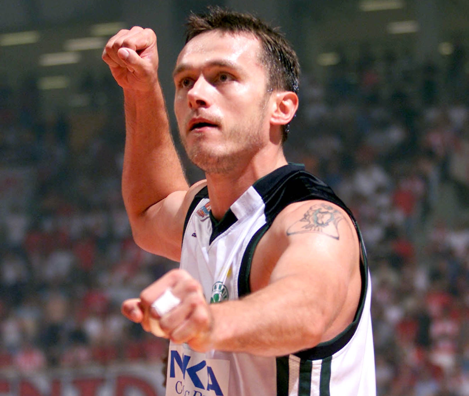 NewSports           23
¦AO - O¤YM¦IAKOª.