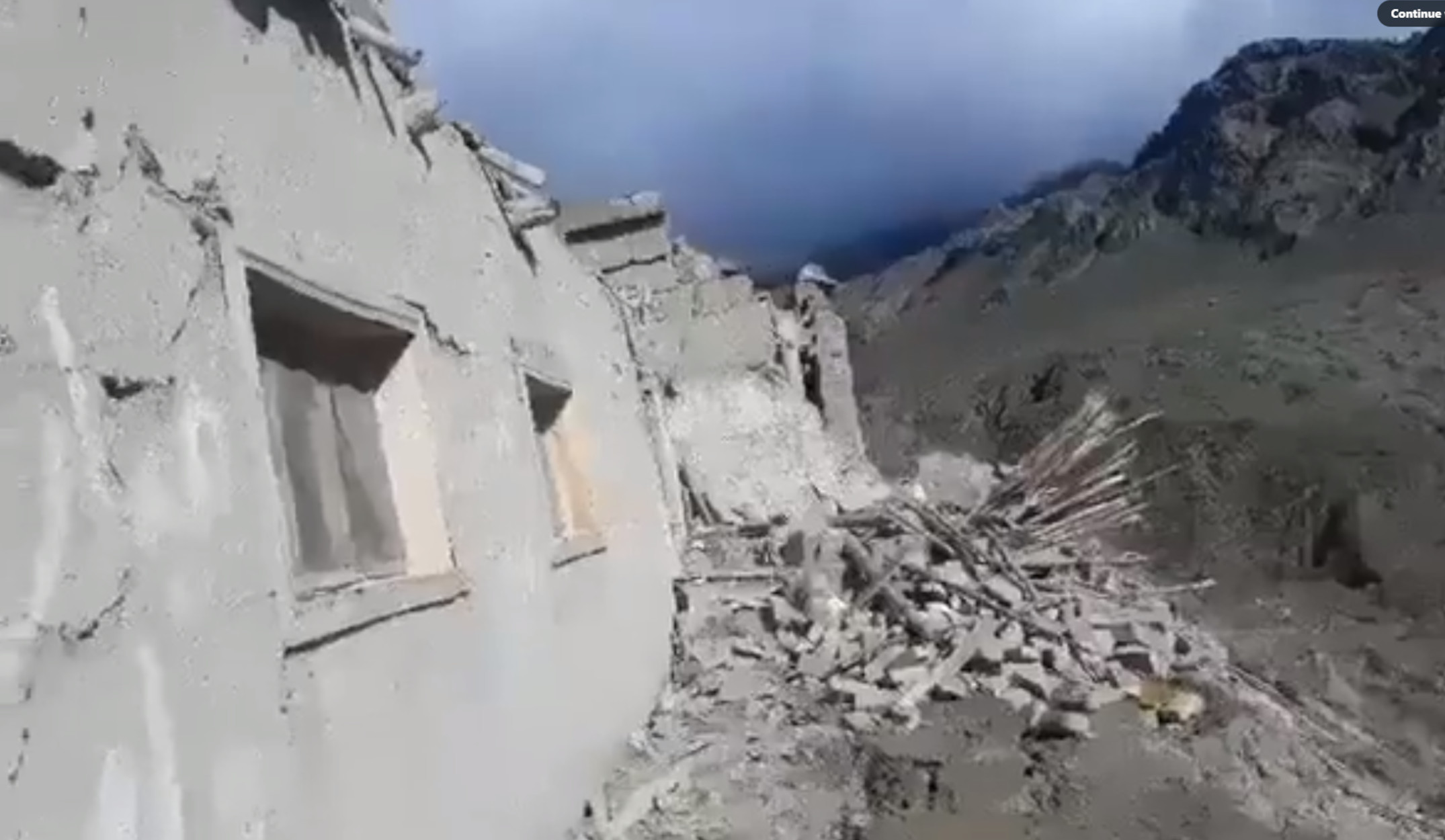 Землетрясение 2022 году. Таджикистан землетрясение 2022. Землетрясение в Афганистане (июнь 2022). Стихийные бедствия. Афганская землетрясения.