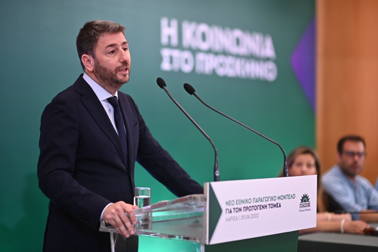 Απόπειρα παρακολούθησης Ανδρουλάκη: Διαβεβαιώσεις Τσιάρα για πλήρη διαλεύκανση της υπόθεσης