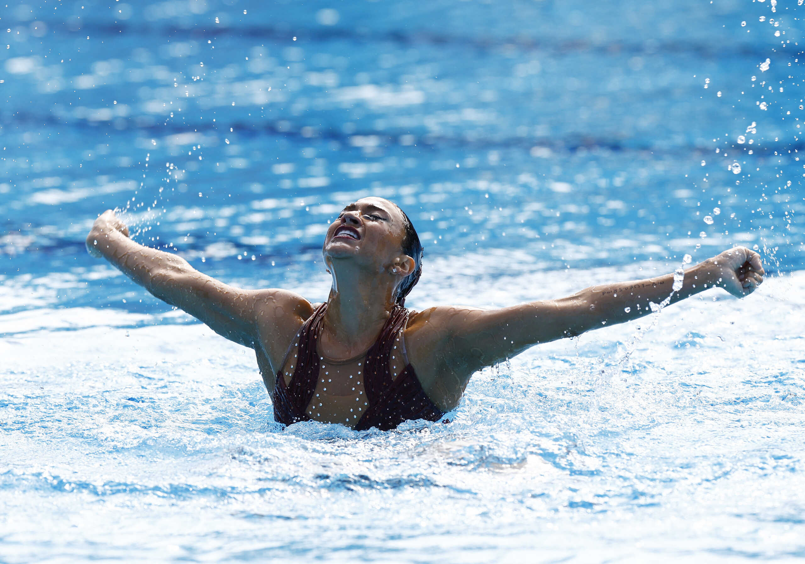 Artistic Swimming - FINA World Championships - Alfred Hajos Swimming Complex, Budapest, Hungary - June 22, 2022  Anita Alvarez of the U.S. performs during the women's solo free final REUTERS