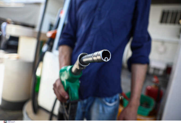 Βενζίνη και diesel αναμένεται να ξεπεράσουν πάλι τα 2 ευρώ - Επιστρέφουν οι πιέσεις στην αγορά των καυσίμων