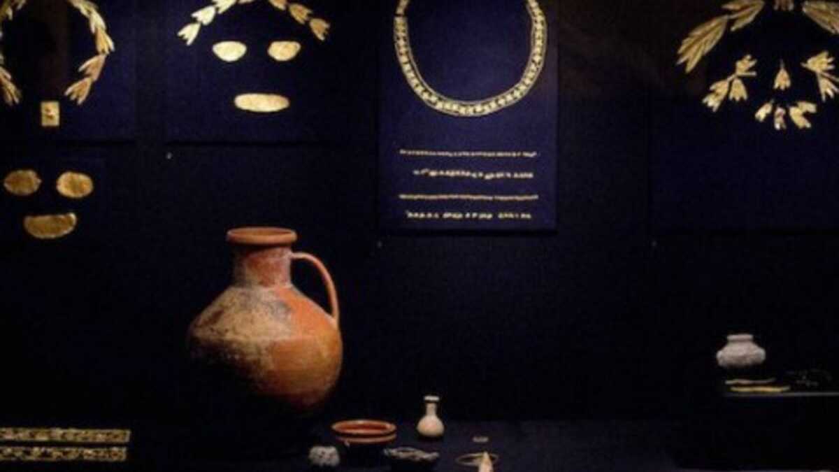 Ουκρανία: Χιλιάδες αρχαία αντικείμενα από την Εποχή του Χαλκού και του Μεσαίωνα επέστρεψαν στη χώρα