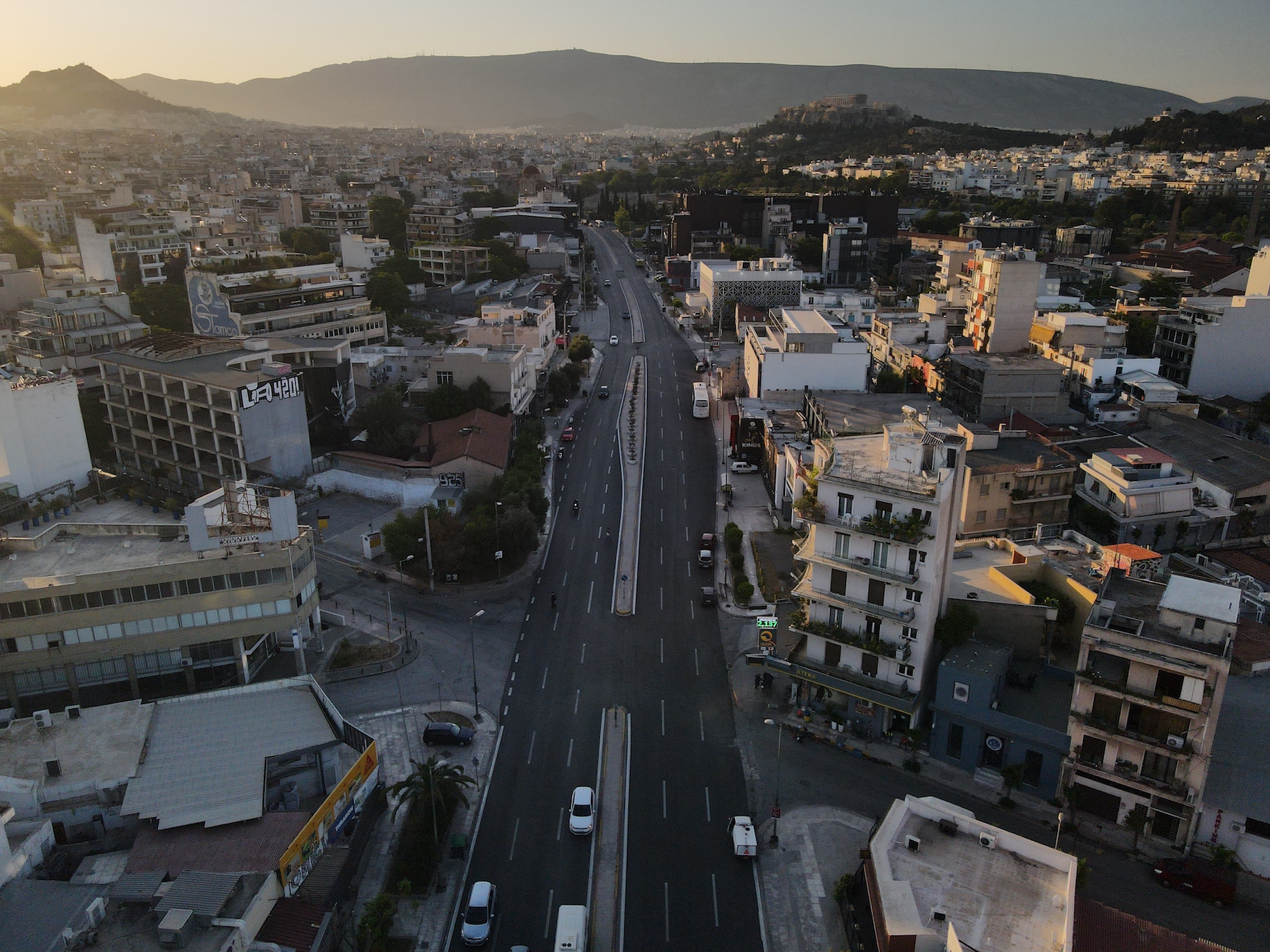 Δήμος Αθηναίων: «Τρέχει» το πρόγραμμα «μαμούθ» έργων οδοποιίας