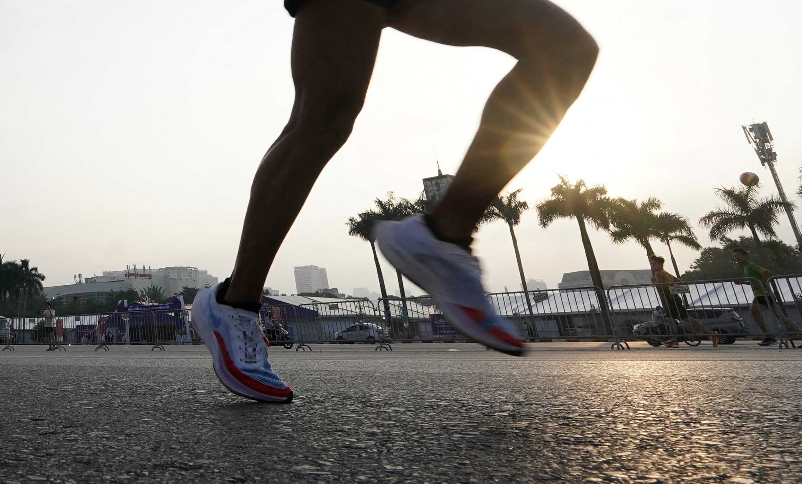 Αθλήτριες από την Σκωτία έτρεξαν 106 μαραθώνιους σε 106 ημέρες καταρρίπτοντας το ρεκόρ Γκίνες