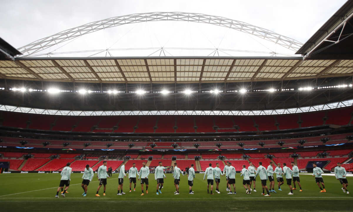 Soccer Football - Finalissima - Argentina - Training - Wembley Stadium, London, Britain - May 31, 2022 Argentina players during training Action Images via Reuters