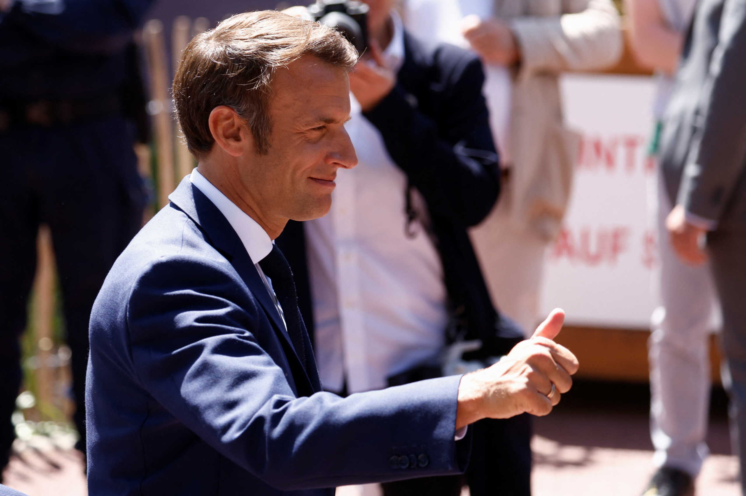 Βουλευτικές εκλογές στην Γαλλία: 44 έδρες μακριά από την απόλυτη πλειοψηφία ο Μακρόν – Τα σενάρια συνεργασίας