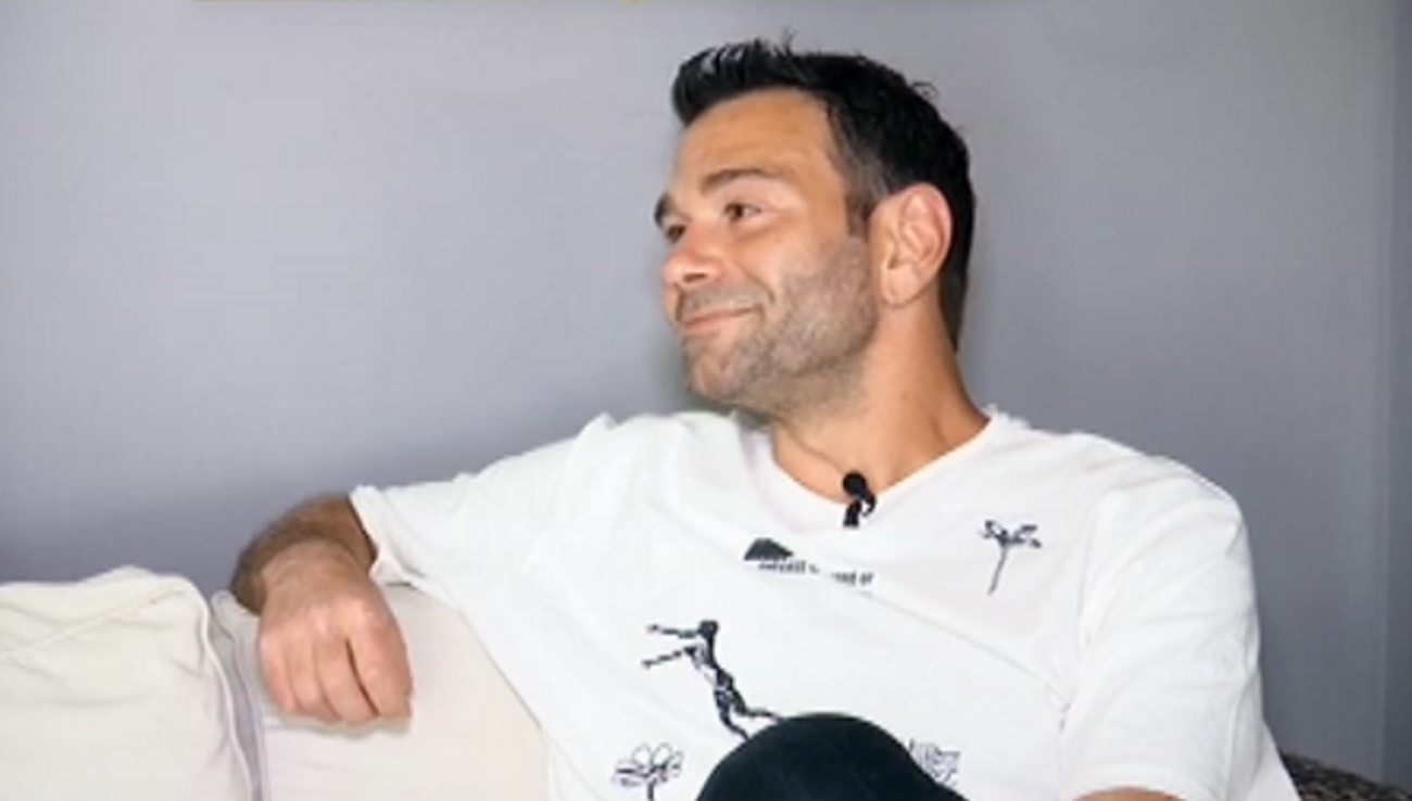Τάσος Ιορδανίδης: Βρέθηκα πραγματικά να μην έχω να πάρω τσιγάρα από θεατρική παραγωγή