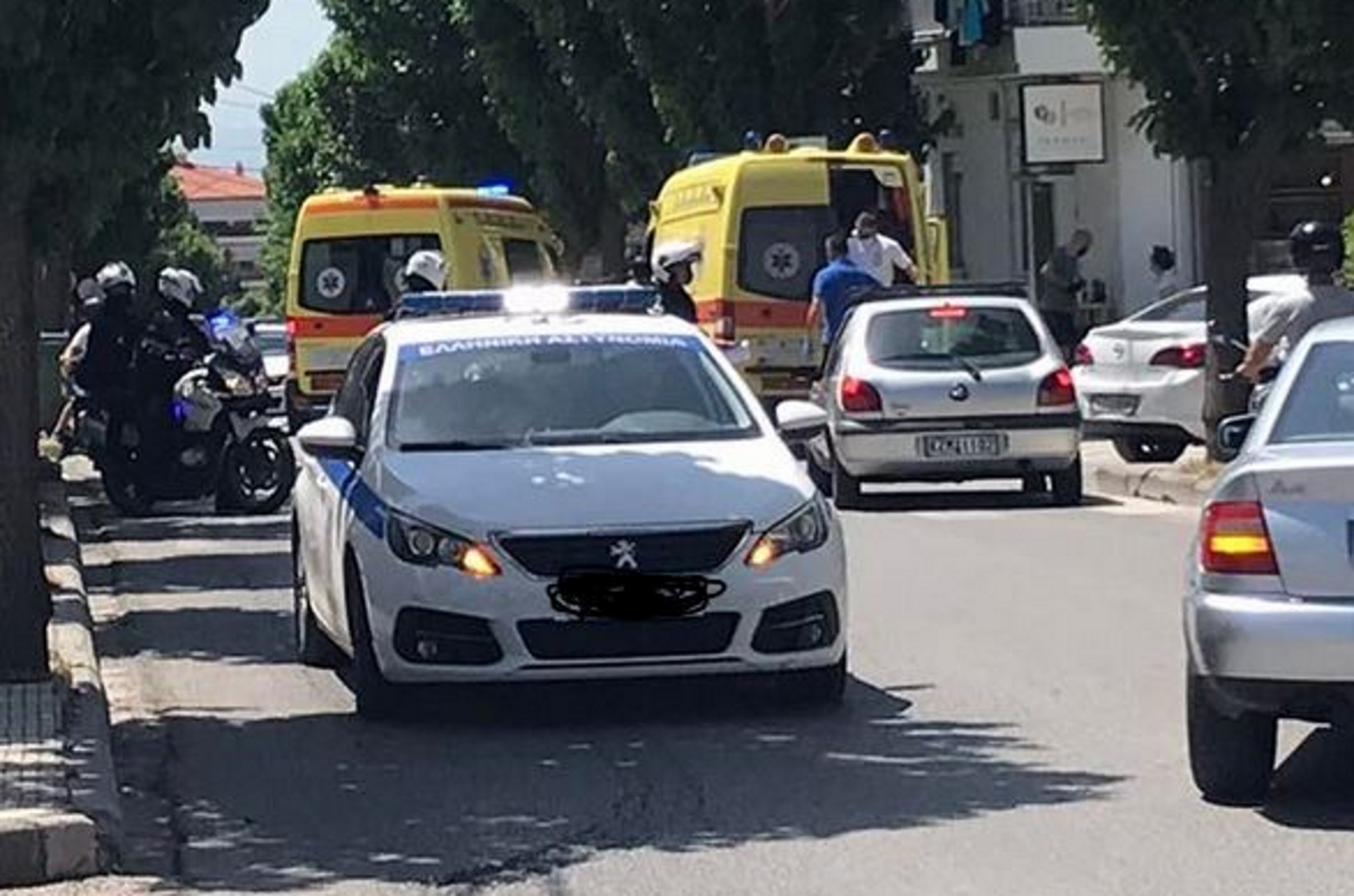 Κοζάνη: Παράσυρση μαθήτριας από αυτοκίνητο – Οι πρώτες εικόνες μετά το τροχαίο ατύχημα στην πόλη