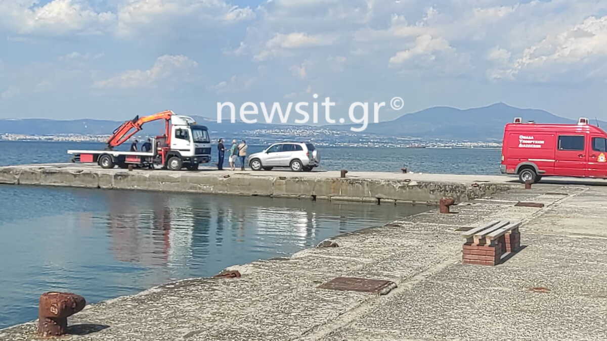 Θεσσαλονίκη: Δύο νεκροί από πτώση αυτοκινήτου στη θάλασσα