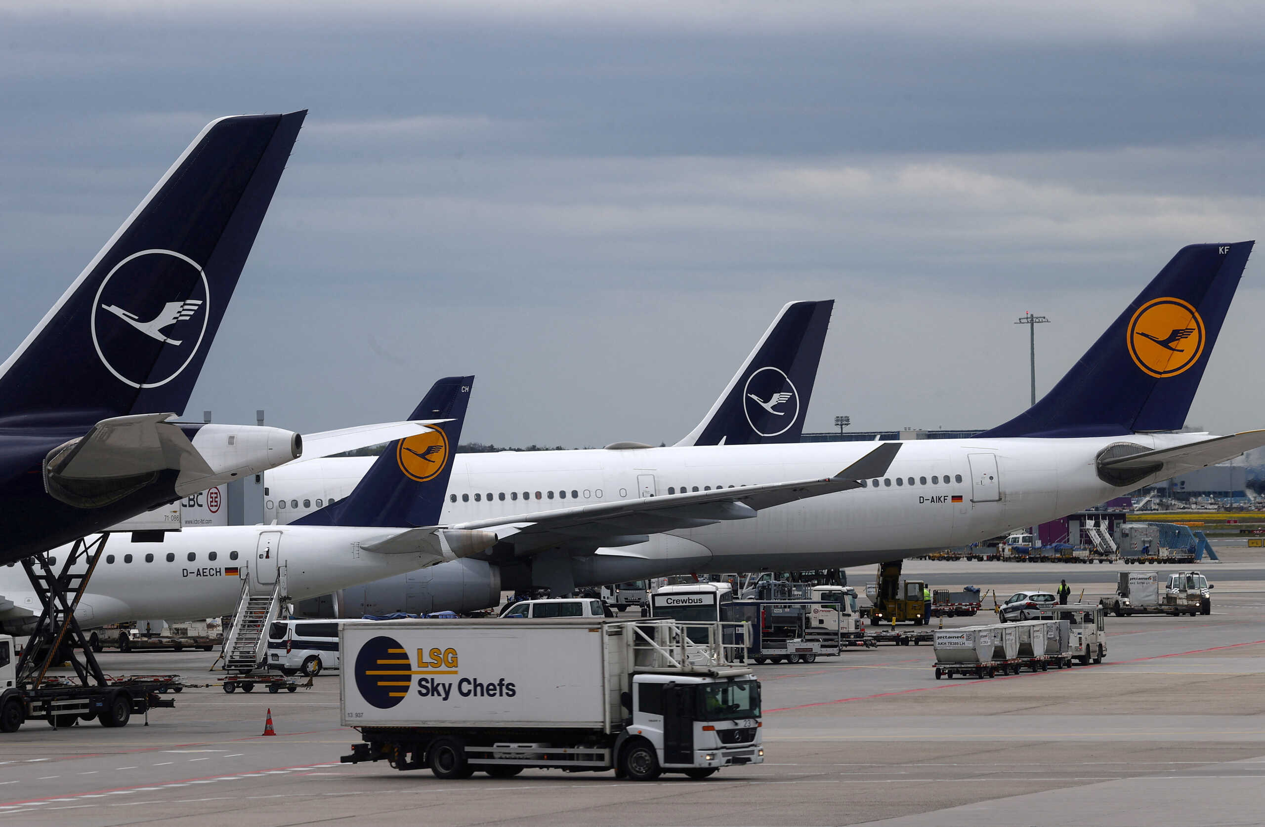 Lufthansa: Πάνω από 3.000 πτήσεις θα ακυρωθούν το καλοκαίρι λόγω έλλειψης προσωπικού