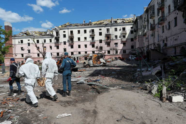 Επιδημία χολέρας στη Μαριούπολη από νεκρούς και σκουπίδια - Οι Ρώσοι έκλεισαν το λιμάνι