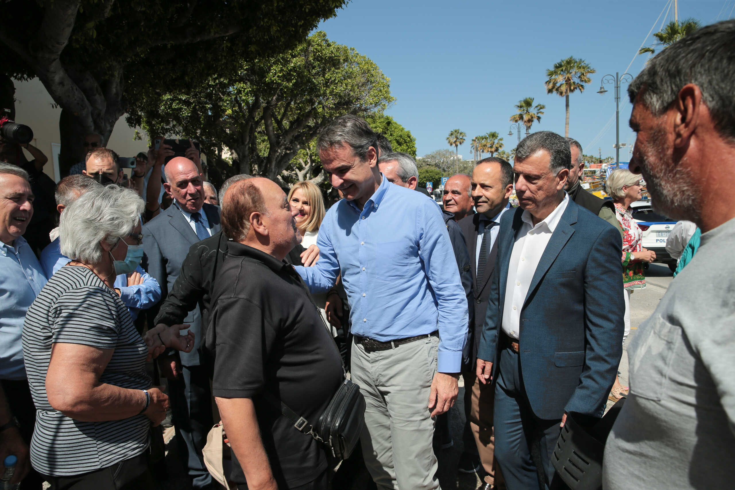 Μητσοτάκης: Λύσαμε το προσφυγικό, ελπίζω να το δει ο Τσίπρας στη Μυτιλήνη