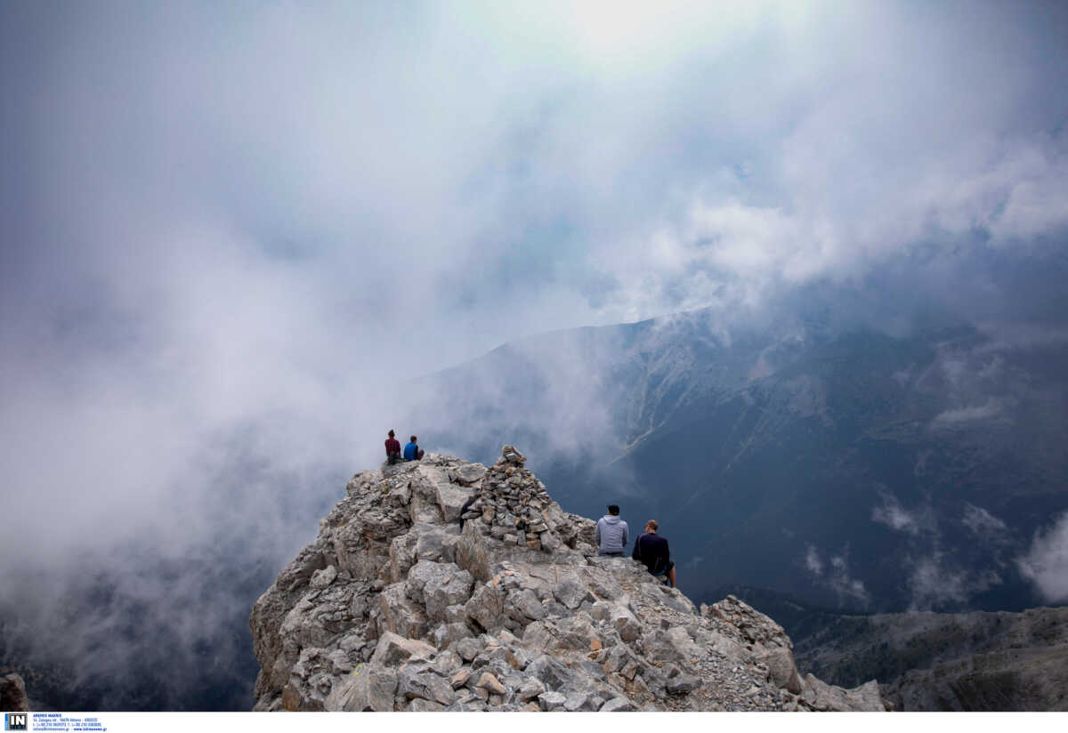 Όλυμπος: Θρίλερ στα 2.700 μέτρα με τραυματισμένη ορειβάτισσα – Η επιχείρηση διάσωσης