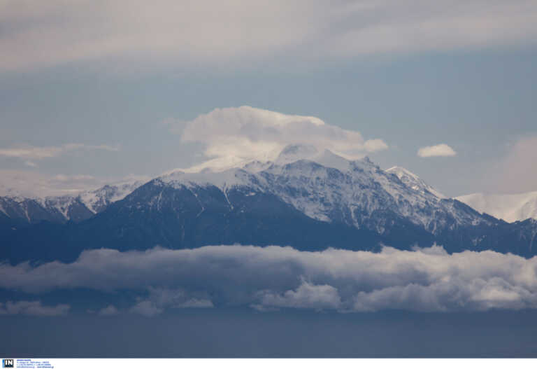 Όλυμπος: Ορειβάτης εντοπίστηκε χωρίς τις αισθήσεις του – Τι ανέφερε φίλος του που τον έψαχνε στο βουνό