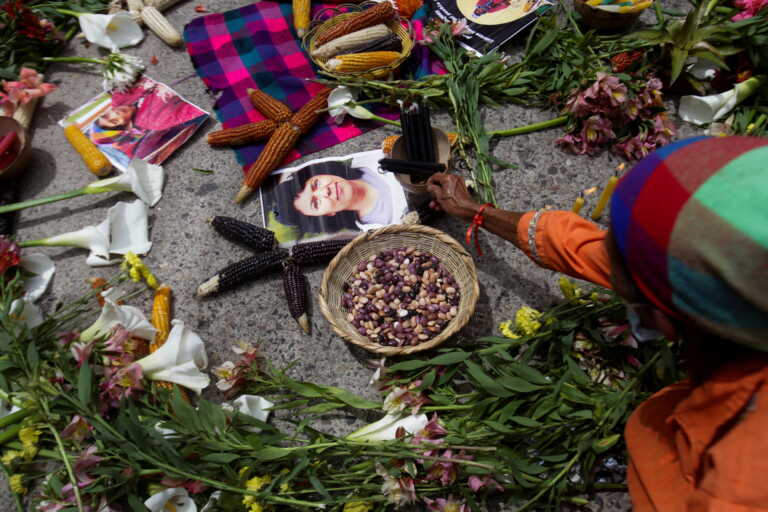 Ονδούρα: 22,5 χρόνια φυλακή για τον πρόεδρο εταιρείας ενέργειας για τη δολοφονία της ακτιβίστριας Μπέρτα Κάσερες