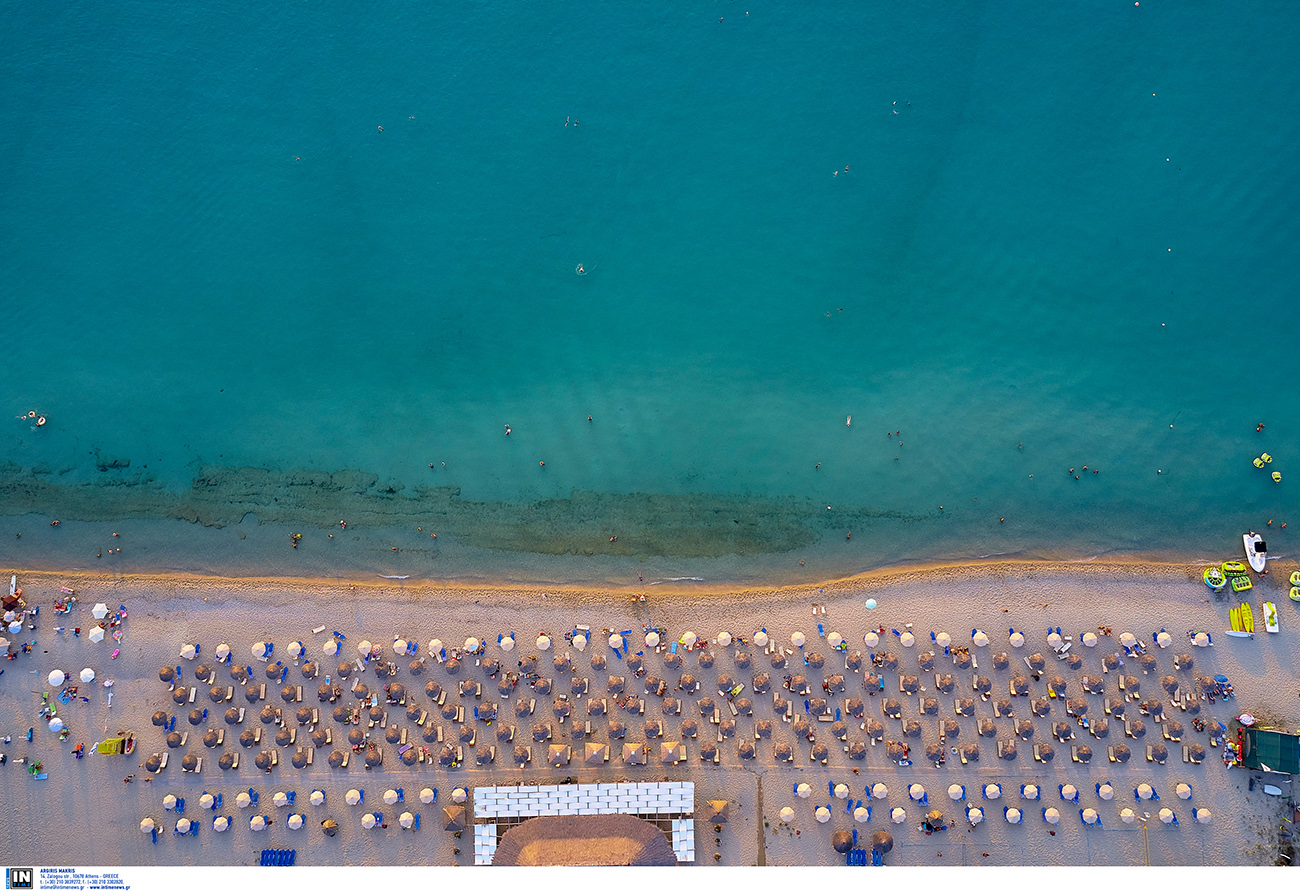 Γαλάζιες σημαίες 2022 σε Αττική, Θεσσαλονίκη και Χαλκιδική: Ποιές είναι οι πιο καθαρές παραλίες