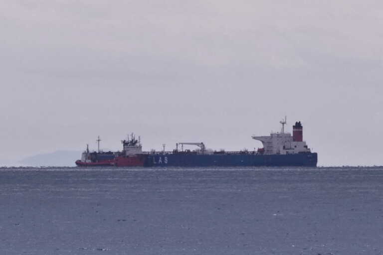 Άκυρη η κατάσχεση του ιρανικού πετρελαίου από δεξαμενόπλοιο στην Κάρυστο - Θα απελευθερωθούν τα ελληνικά τάνκερ;
