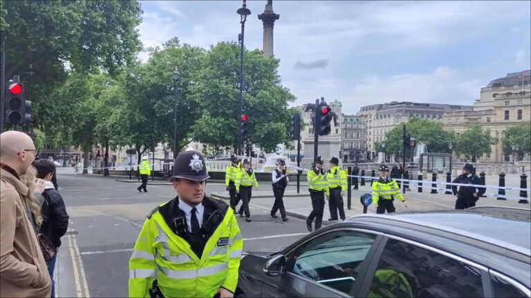 Εκκενώθηκε η πλατεία Τραφαλγκάρ στο Λονδίνο - Συναγερμός για ύποπτο πακέτο